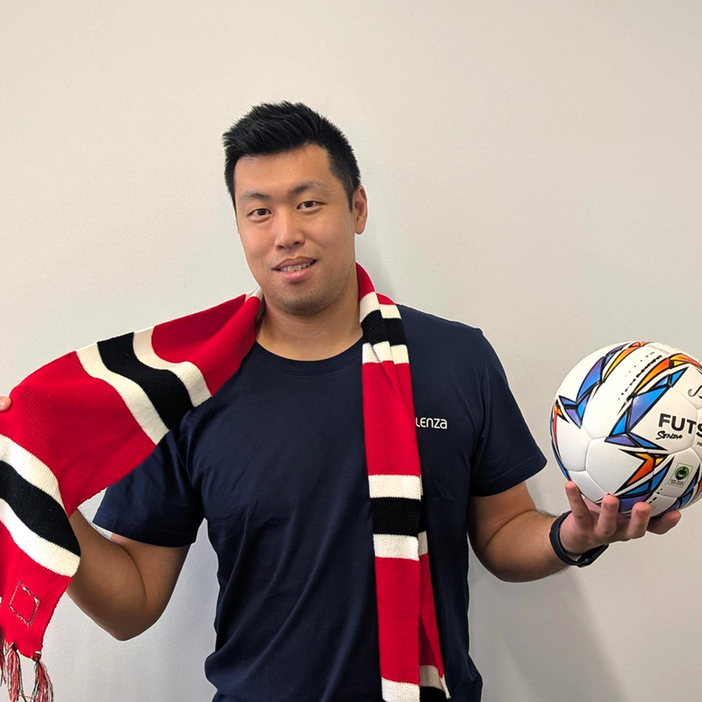 Andrew Seng_Fun Headshot_Talenza