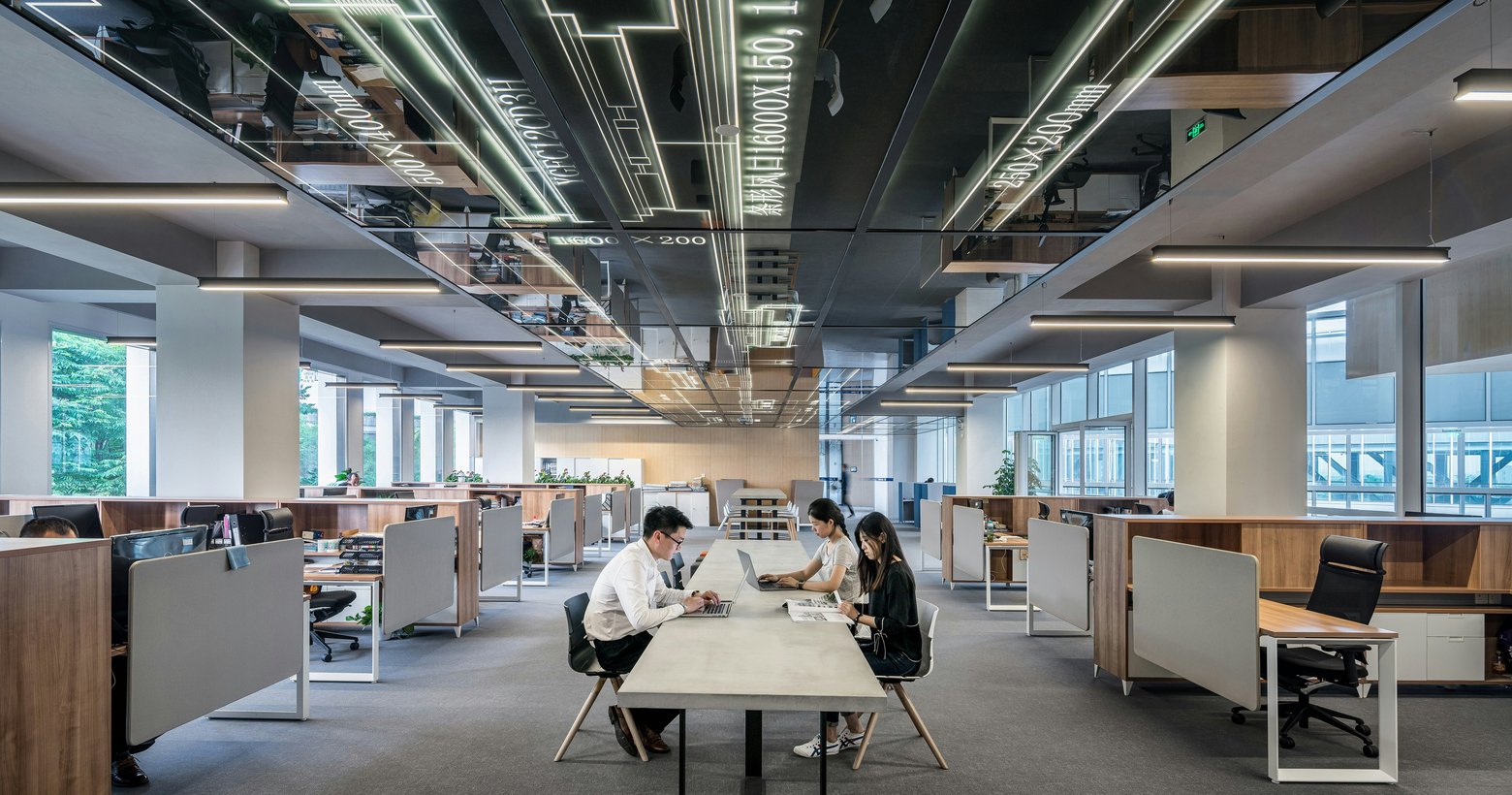 lycs-architecture-U2BI3GMnSSE-unsplash